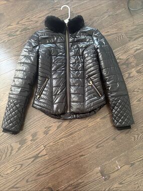 Guess Black Quilted Puffer Jacket with Faux Fur Collar